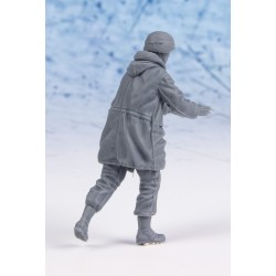 U.S. Soldier with fishtail parka (loading cargo) (3 heads) 1/35