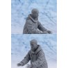 U.S. Soldier with fishtail parka (loading cargo) (3 heads) 1/35