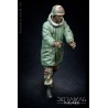 U.S. Soldier with fishtail parka (loading cargo) (3 heads) 1/35