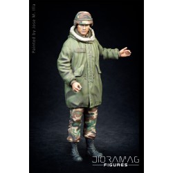 U.S. Soldier with fishtail parka (opening door) (3 heads) 1/35